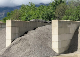 dry bulk material storage bays